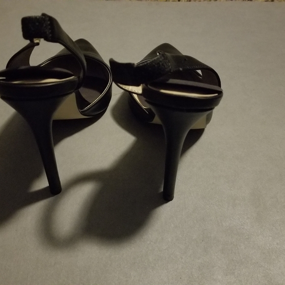 JustFab Ingriss heels - Picture 8 of 12